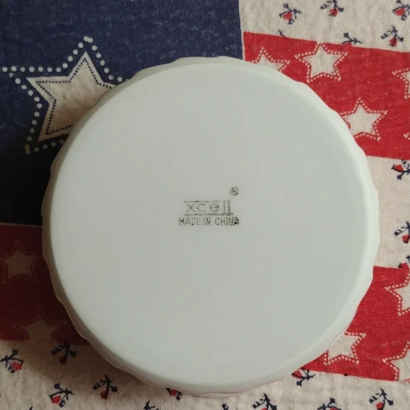 SOLD 🌹Xcell 4" White Ramekins Set Of 4 Scallop Edged Ribbed Sides Ovenware - Picture 4 of 7